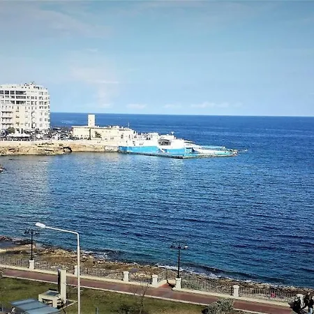 Elegant Seafront With Great Views * Sliema