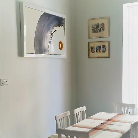 Elegant Seafront With Great Views Sliema